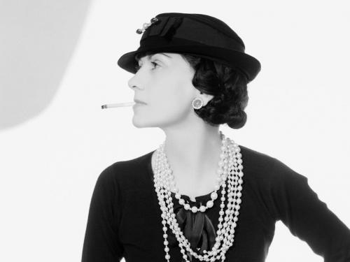 Узнайте 10 секретов красоты Клеопатры, чтобы быть такой же красивой, как царица Египта 14 Узнайте 10 секретов красоты Клеопатры, чтобы быть такой же красивой, как царица Египта 14