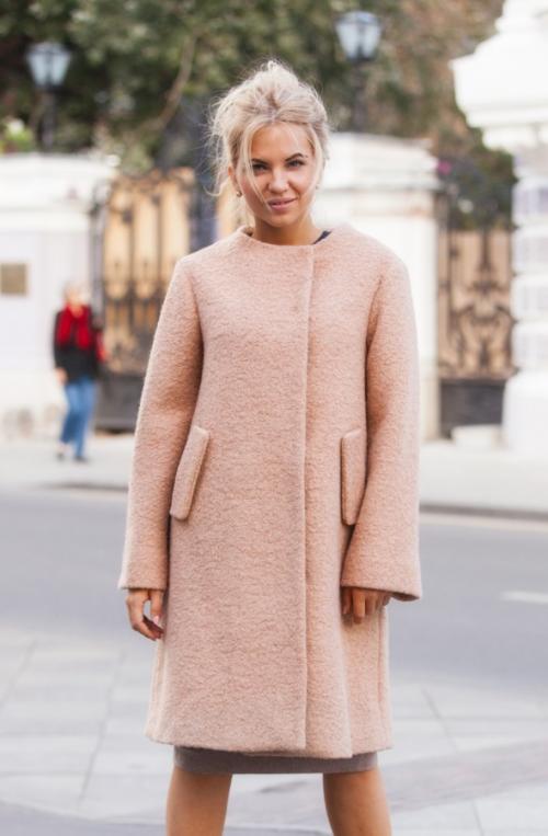 Черное пальто и кроссовки. Как правильно сочетать кроссовки с пальто, советы модницам