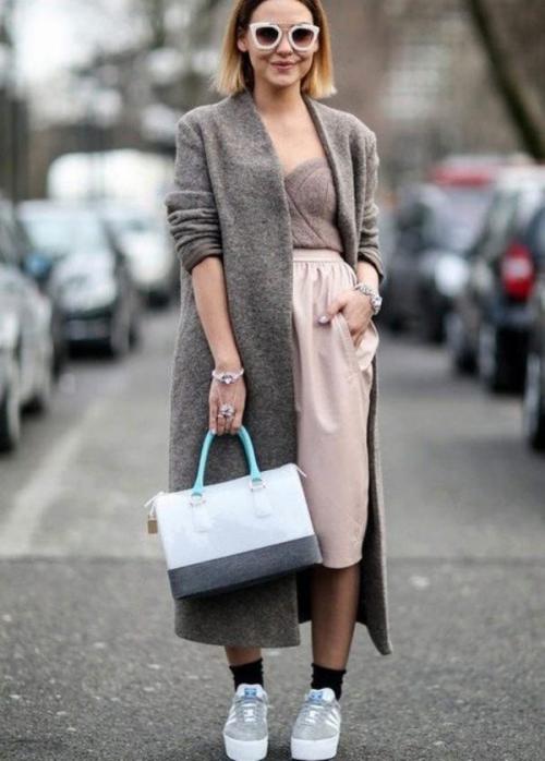 Пальто и кеды женские. Какое пальто лучше всего будет сочетаться с кроссовками?