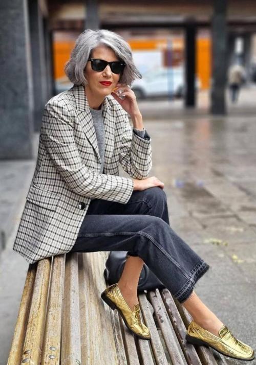 Модные пуховики для женщин з.  Что носить женщинам старше 50 лет зимой? 05