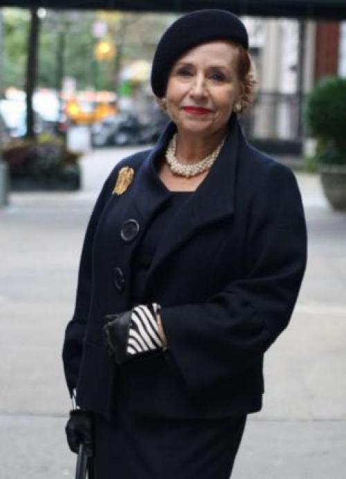 Как выбрать головной убор, который будет соответствовать стилю одежды женщины посл.  На какие виды головных уборов стоит обратить внимание