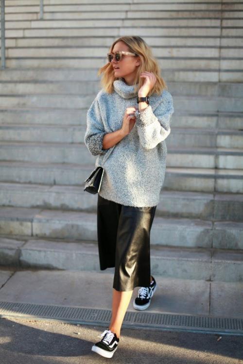 Модные головные уборы для женщин после 50: тенденции 2025 года 07 Модные головные уборы для женщин после 50: тенденции 2025 года 07