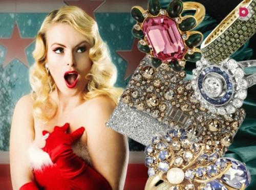 Какие аксессуары помогут сделать образ более праздничным. Рекомендуем