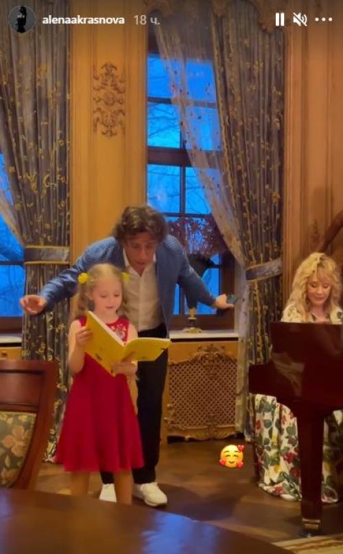 Алла Пугачева отмечает день рождения. Как Алла Пугачева отметила день рождения в кругу родных 01