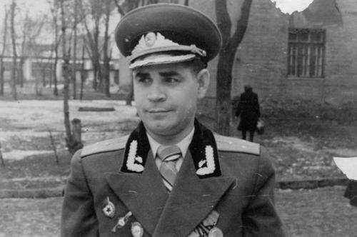 Мужья Пугачевой. В годовщину свадьбы Аллы Пугачевой и Максима Галкина: вспоминаем всех мужчин Примадонны