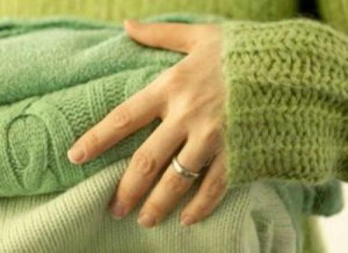 Шерстяное платье село после стирки, что делать. Как растянуть севшие шерстяные вещи после стирки