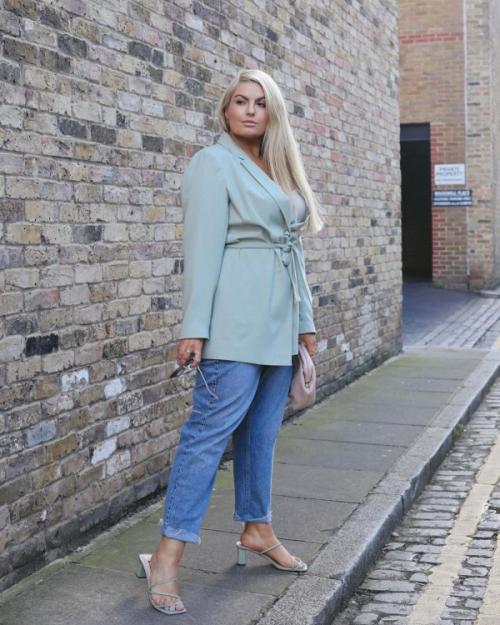 Джинсы для полных с животом. 8 моделей джинсов, которые на полной фигуре смотрятся шикарно