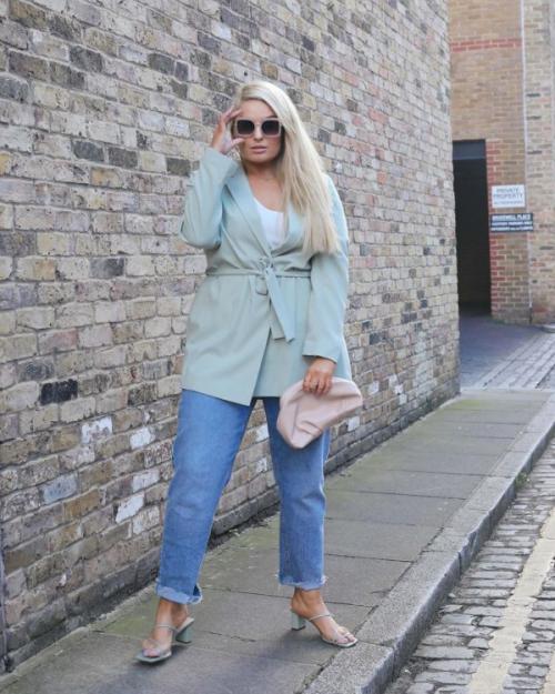 Джинсы для полных с животом. 8 моделей джинсов, которые на полной фигуре смотрятся шикарно