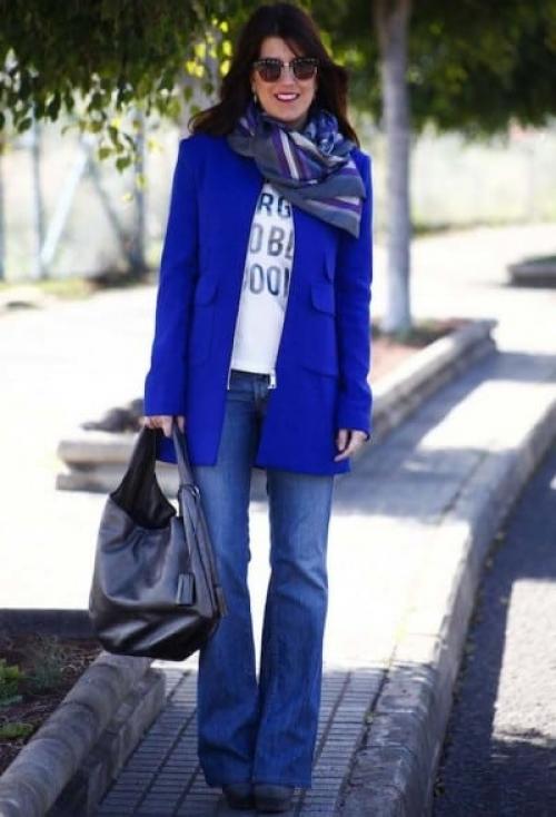 Джинсовая одежда в гардеробе женщины 40 лет. Джинсовые вещи для женщин после 40 лет