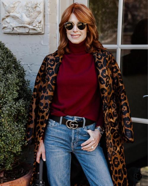 С чем носить джинсы женщинам посл.  Правильно выбираем модель