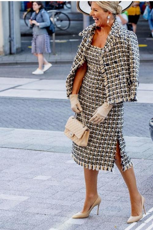 Стильная одежда для женщин посл.  Особенности создания образа для женщины за 40 в 2022 году 05 Стильная одежда для женщин посл.  Особенности создания образа для женщины за 40 в 2022 году 05