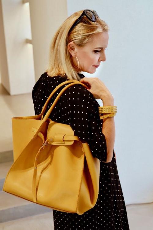 Стильная одежда для женщин посл.  Особенности создания образа для женщины за 40 в 2022 году 10 Стильная одежда для женщин посл.  Особенности создания образа для женщины за 40 в 2022 году 10