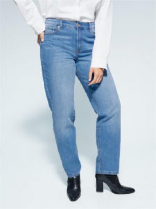 Джинсы 2021 для женщин з.  Топ 10 лучших джинсов для женщин 50 лет