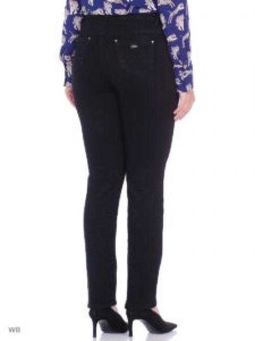 Джинсы 2021 для женщин з.  Топ 10 лучших джинсов для женщин 50 лет