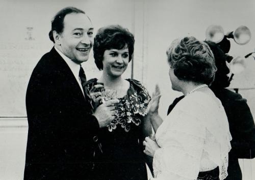 Были ли у Мордюковой и Тихонова разногласия по поводу семейных ценностей. Увлечение молоденькой переводчицей и слухи о привороте