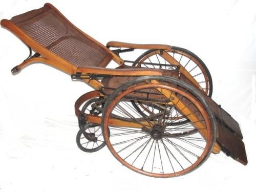 Какие основные критерии следует учитывать при выборе кресла каталки для пожилых. Инвалидное кресло: виды и особенности использования