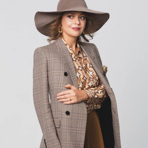 Макияж в главном цвете 2025 года Mocha Mousse. Цвет года 2025 — шоколадный Mocha Mousse