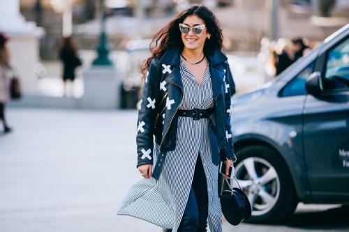 Мода для женщин за 40 лет в 2022 году на весну-лето. Мода для полных женщин за 40 лет в 2022 году 07 Мода для женщин за 40 лет в 2022 году на весну-лето. Мода для полных женщин за 40 лет в 2022 году 07