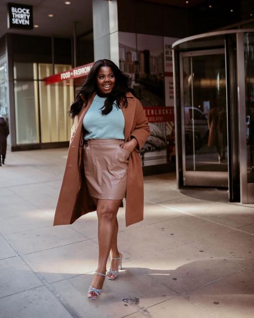 Модная одежда для полных женщин за 40 лет в 2022 году. Мода для полных 2022-2023: особенности выбора модной одежды плюс-сайз, топовые фасоны и расцветки