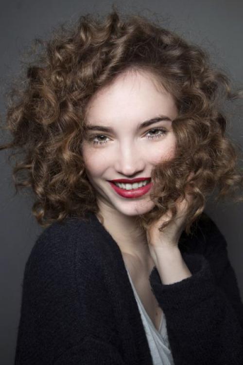 Какие важные моменты нужно учитывать при выборе макияжа для ежедневного или особого случая. Как подобрать макияж с учетом внешности?