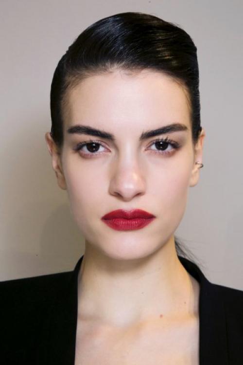 Какие важные моменты нужно учитывать при выборе макияжа для ежедневного или особого случая. Как подобрать макияж с учетом внешности?