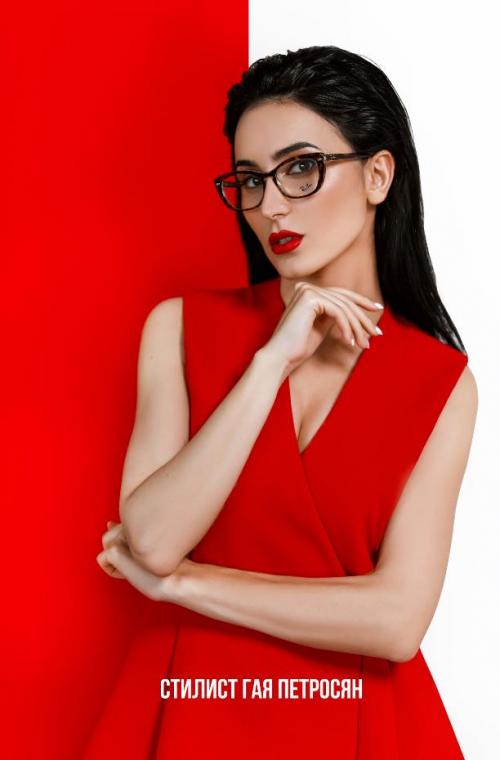 Какие стили и формы очков лучше всего подходят для делового образа. Как подобрать очки и оправу под ваш стиль? Советы от тульского стилиста Гаи Петросян
