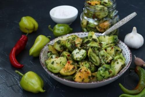 Какие рецепты с зелёными листовыми овощами самые вкусные и полезные. 20 зеленых салатов, которые разнообразят твой рацион