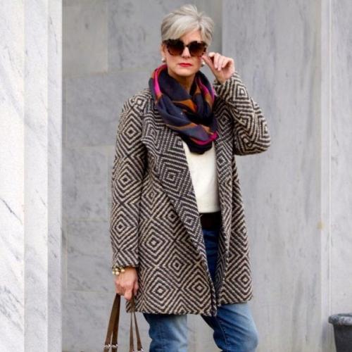 Как одеваться тем кому з.  Базовый гардероб для женщины 50 лет