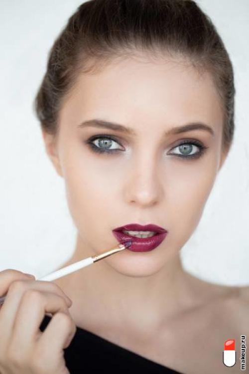 Бьюти советы на зиму. А снег идет: что изменить в макияже на зиму?