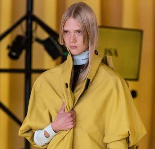 Прямая челка 2021. Модные челки 2021