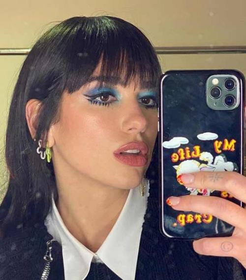 Прямая челка 2021. Модные челки 2021