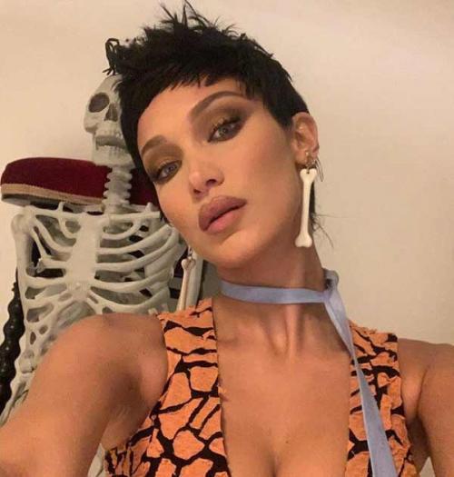 Прямая челка 2021. Модные челки 2021