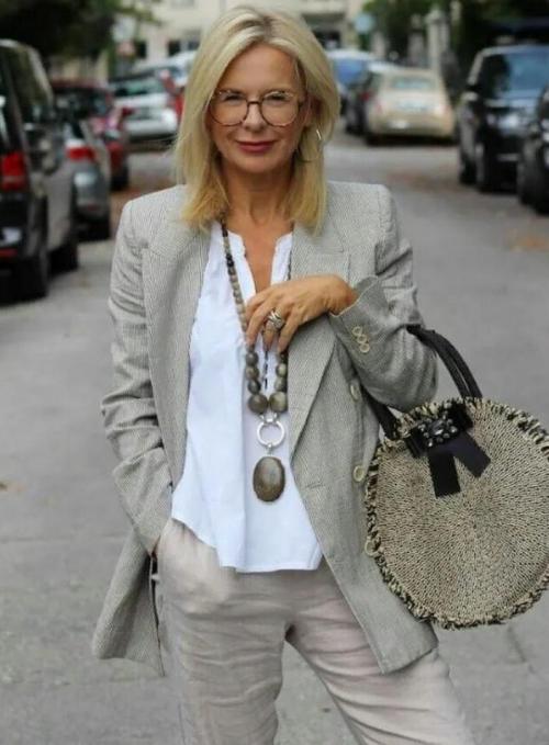 Мода для леди 45+. Учитываем тип фигуры 27