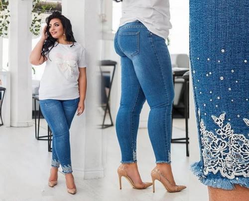 Модные джинсы для полных женщин 2021. Джинсы и брюки для полных девушек 2022: фото модных новинок