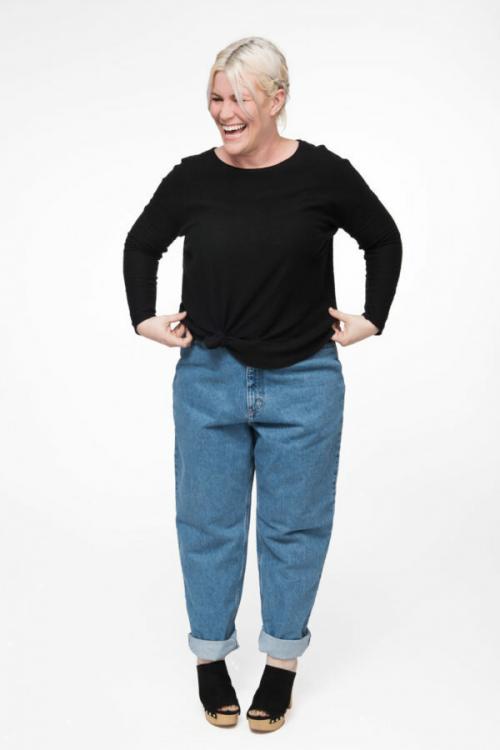 Джинсы клеш на полных. Хромченко назвала модели джинсов, которые отлично подходят полным женщинам 50+