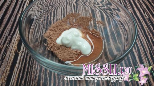 Какие ингредиенты можно добавить в маску из сметаны для лица, чтобы усилить ее эффект