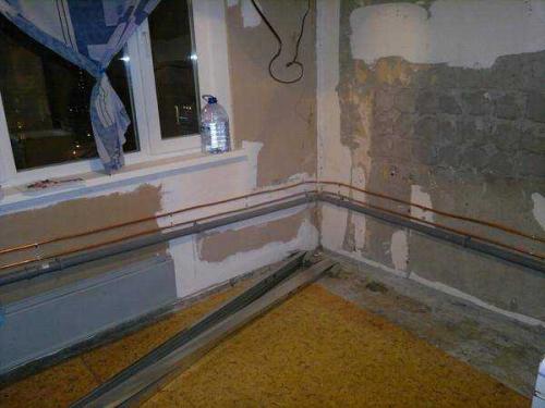 Как выбрать подходящую канализацию для переноса кухни в жилую комнату с учетом архитектуры и дизайна помещения